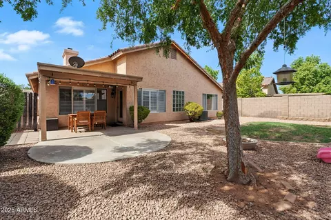 Exterior - 702 W Scott Ave, Gilbert, AZ 85233 photo 5 of 7