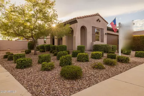 Exterior - 4564 S Centric Way, Mesa, AZ 85212 photo 5 of 15
