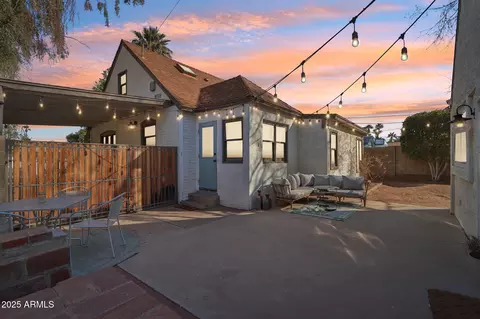 Exterior - 2209 E Weldon Ave, Phoenix, AZ 85016 photo 4 of 9