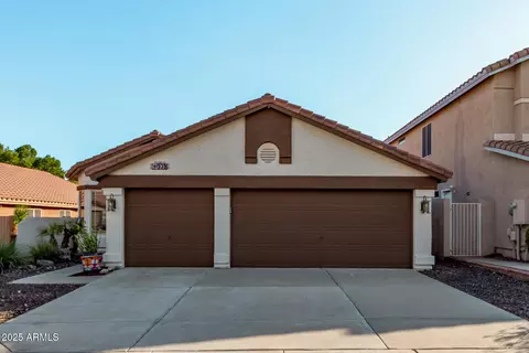 Exterior - 1009 E Mountain Vista Dr, Phoenix, AZ 85048 photo 4 of 16