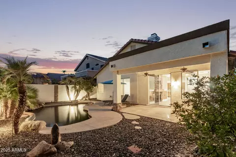 Exterior - 1009 E Mountain Vista Dr, Phoenix, AZ 85048 photo 8 of 16