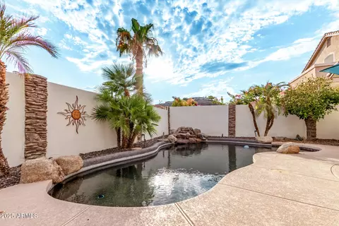 Exterior - 1009 E Mountain Vista Dr, Phoenix, AZ 85048 photo 11 of 16