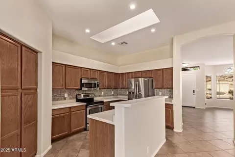 Kitchen - 1009 E Mountain Vista Dr, Phoenix, AZ 85048 photo 3 of 3