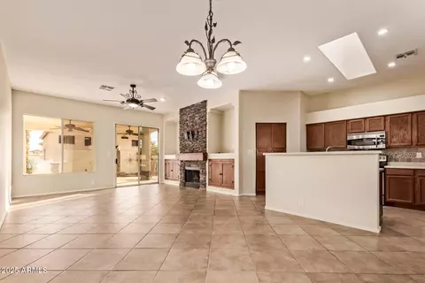 Living - 1009 E Mountain Vista Dr, Phoenix, AZ 85048 photo 4 of 6