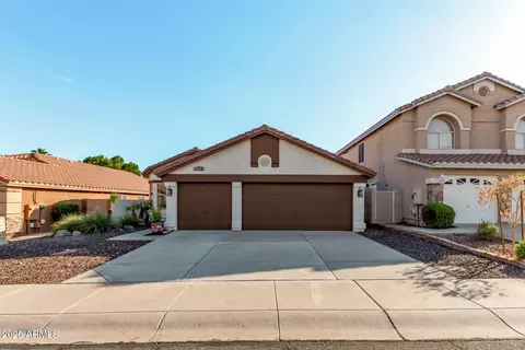 Exterior - 1009 E Mountain Vista Dr, Phoenix, AZ 85048 photo 5 of 16