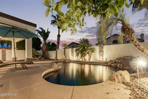Exterior - 1009 E Mountain Vista Dr, Phoenix, AZ 85048 photo 9 of 16