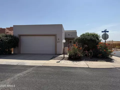 573 S Meadowood Ln, Sierra Vista, AZ 85635