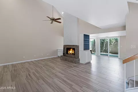 Living - 6503 N 10th Pl, Phoenix, AZ 85014 photo 1 of 4