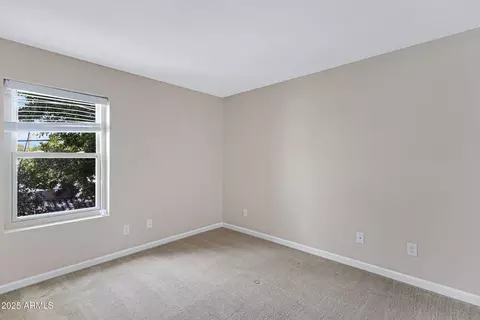 Bedroom - 6503 N 10th Pl, Phoenix, AZ 85014 photo 1 of 2