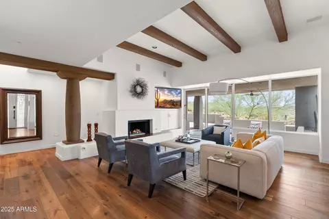 9934 E Graythorn Dr, Scottsdale, AZ 85262
