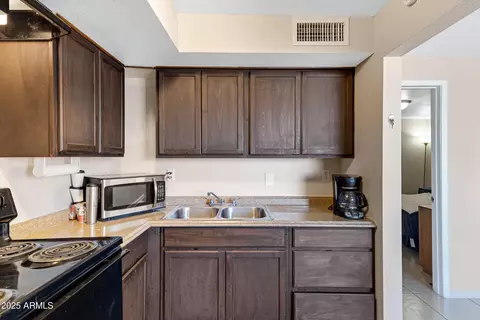 Kitchen - 610 S Bellview St, Mesa, AZ 85204 photo 4 of 7