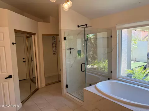 Bath - 3711 E Cathedral Rock Dr, Phoenix, AZ 85044 photo 2 of 3