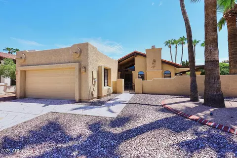 25607 S Spring Creek Rd, Sun Lakes, AZ 85248