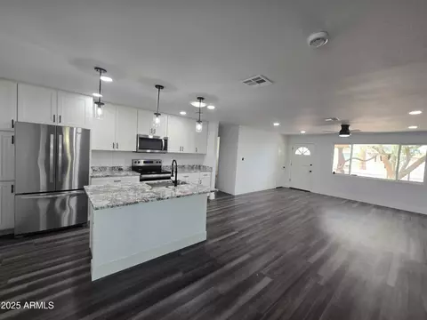 1173 E Cordova Ave, Casa Grande, AZ 85122
