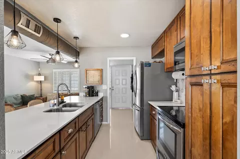 Kitchen - 912 E Michelle Dr, Phoenix, AZ 85022 photo 3 of 3