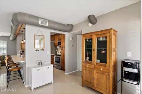 Entry Way - 912 E Michelle Dr, Phoenix, AZ 85022 photo 1 of 1