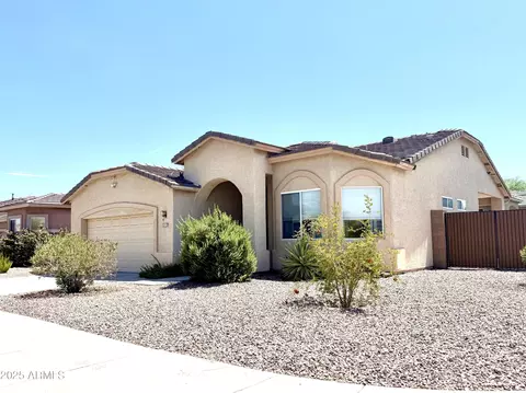 Exterior - 505 E Lydia Ln, Phoenix, AZ 85042 photo 7 of 11