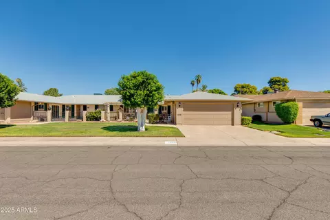 10222 W Mountain View Rd, Sun City, AZ 85351