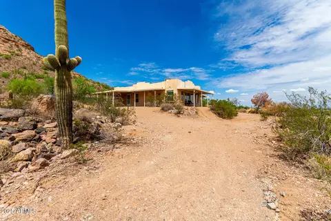 27755 N Ellen Pl, Queen Creek, AZ 85142