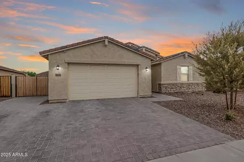18618 W Lawrence Ln, Waddell, AZ 85355