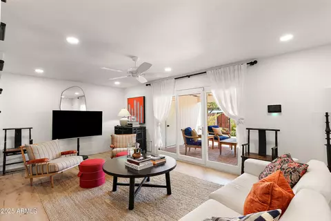 Living - 4027 E Campbell Ave, Phoenix, AZ 85018 photo 3 of 3