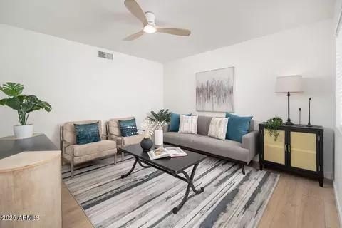 Living - 3511 E Baseline Rd #1235, Phoenix, AZ 85042 photo 1 of 2