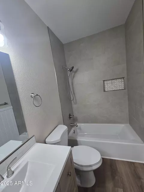Bath - 2520 E Granite View Dr, Phoenix, AZ 85048 photo 4 of 4