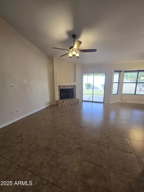 Living - 2520 E Granite View Dr, Phoenix, AZ 85048 photo 2 of 5