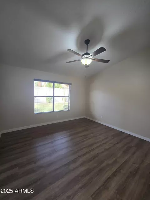 Living - 2520 E Granite View Dr, Phoenix, AZ 85048 photo 3 of 5