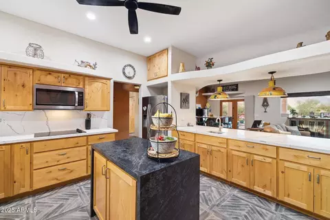 Kitchen - 655 S Conestoga Rd, Apache Junction, AZ 85119 photo 6 of 8