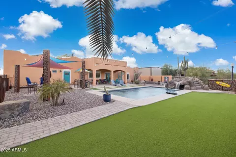 Exterior - 655 S Conestoga Rd, Apache Junction, AZ 85119 photo 12 of 16