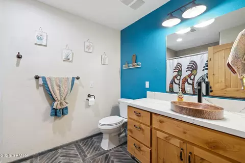 Bath - 655 S Conestoga Rd, Apache Junction, AZ 85119 photo 1 of 7