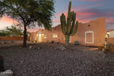 Exterior - 655 S Conestoga Rd, Apache Junction, AZ 85119 photo 2 of 16