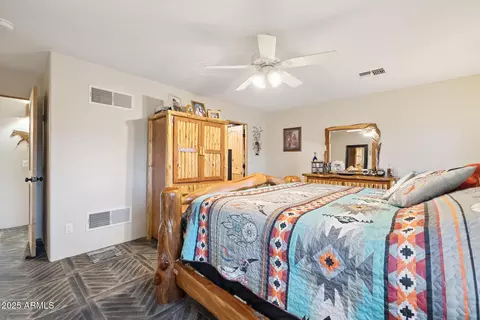Bedroom - 655 S Conestoga Rd, Apache Junction, AZ 85119 photo 4 of 5