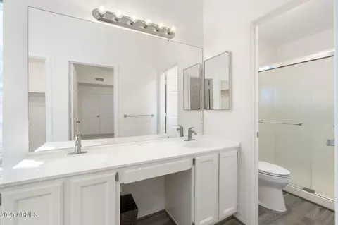 Bath - 16618 S 32nd Pl, Phoenix, AZ 85048 photo 3 of 5