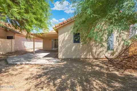 Exterior - 16618 S 32nd Pl, Phoenix, AZ 85048 photo 6 of 7