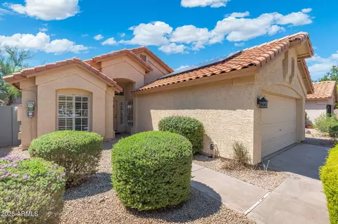 Exterior - 16618 S 32nd Pl, Phoenix, AZ 85048 photo 2 of 7