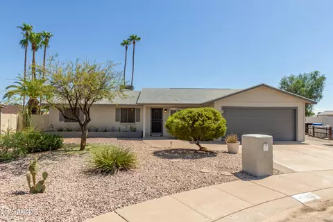 10631 S 43rd Pl, Phoenix, AZ 85044