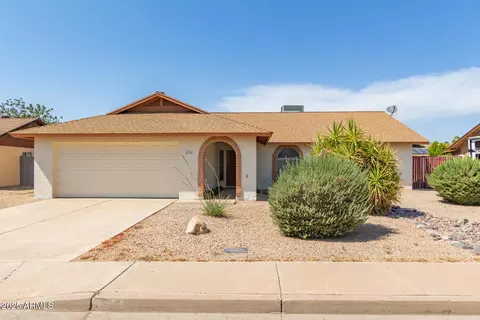 510 W Mohawk Ln, Phoenix, AZ 85027
