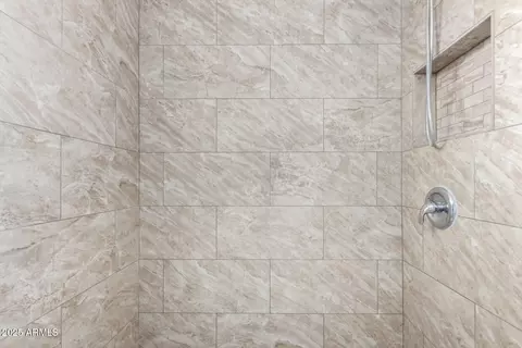 Bath - 5632 N 38th Dr, Phoenix, AZ 85019 photo 2 of 2