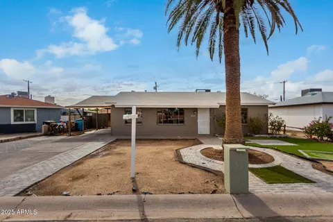 Exterior - 5632 N 38th Dr, Phoenix, AZ 85019 photo 2 of 5
