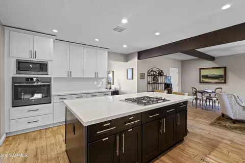 Kitchen - 4130 N 4th Ave, Phoenix, AZ 85013 photo 2 of 9