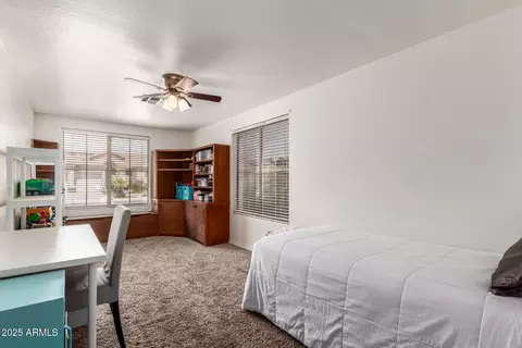 Bedroom - 2859 E Millbrae Ln, Gilbert, AZ 85234 photo 1 of 8