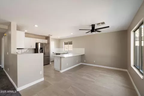 Living - 6766 E Summerset Rd, Florence, AZ 85132 photo 3 of 4