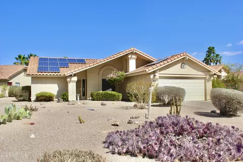 9238 W Behrend Dr, Peoria, AZ 85382