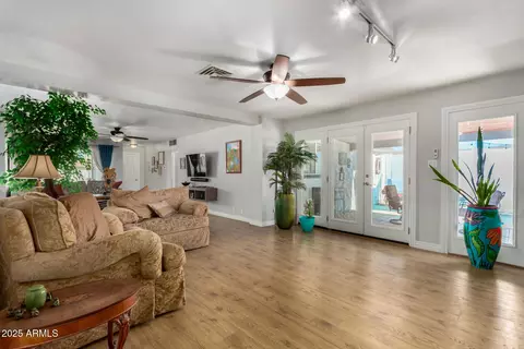 3813 E Vernon Ave, Phoenix, AZ 85008 photo 14