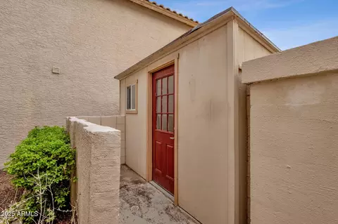 Exterior - 1656 E Bluefield Cir, Phoenix, AZ 85022 photo 9 of 10