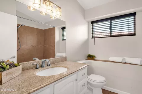Bath - 1656 E Bluefield Cir, Phoenix, AZ 85022 photo 2 of 3