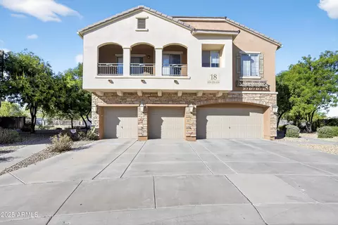 456 N 168th Dr, Goodyear, AZ 85338
