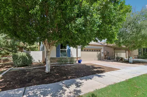 Exterior - 3336 E Morrison Ranch Pkwy, Gilbert, AZ 85296 photo 2 of 5